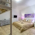 Gabbiano Bianco House بيت للعطل