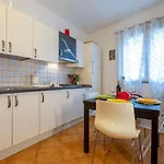 Gabbiano Bianco House كاستيلساردو