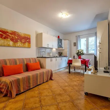 Gabbiano Bianco House Кастельсардо