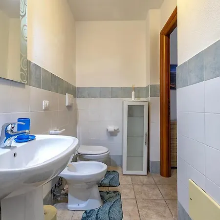 Дом отдыха Gabbiano Bianco House Кастельсардо