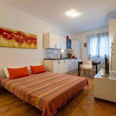 Gabbiano Bianco House *